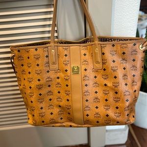 Large Liz Reversible Visetos Shopper.